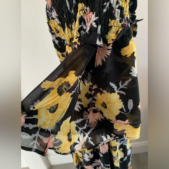 H&M Bell sleeve off the shoulder sheer floral maxi dress - Picture 4 of 8